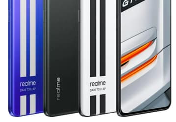 По скорости зарядки субфлагман Realme GT Neo 5 утрет нос многим флагманам. Мощность зарядки составит 240 Вт
