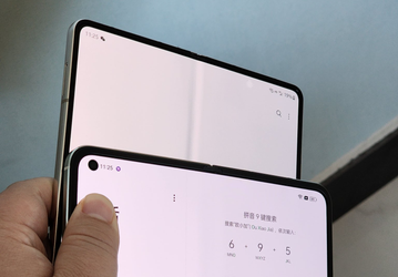 Ох уж эта складка: Oppo Find N2 и Samsung Galaxy Z Fold4 сравнили между собой на живых фото