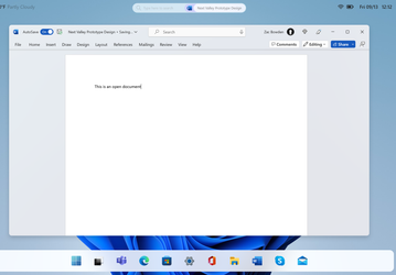 Microsoft случайно засветила интерфейс Windows 12. С плавающей панелью задач и системными значками вверху, а не внизу