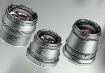 Комплект из объективов TTartisan 35mm f/1.4, 50mm f/1.2 и 17mm f/1.4 в титановом цвете стоит чуть больше 300 долларов