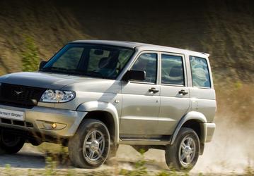 «Патриот» всё ещё лучший. УАЗ нарастил продажи в России
