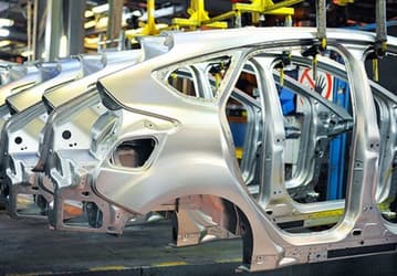 Себестоимость автомобилей взлетела во всём мире из-за отказа от закупок металлов в России