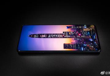 Смартфон Moto Edge X30 Under Screen Edition без вырезов и отверстий выйдет 17 марта