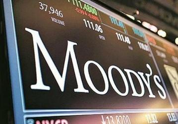 Агентство Moody's отзывает рейтинги российских компаний 
