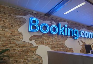 Российские отели отказались оплачивать услуги сервису Booking.com за февраль
