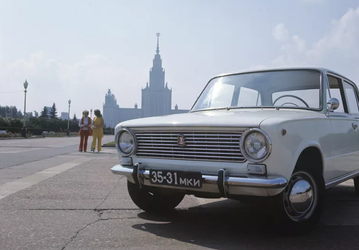 Средний возраст автомобилей в России достиг 15 лет