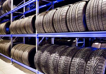 На сколько хватит запасов шин в России после ухода Michelin, Continental, Bridgestone и Yokohama