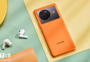 AMOLED, 120 Гц, Snapdragon 8 Gen 1 или Dimensity 9000, оптика Zeiss и 80 Вт. Стартовали продажи Vivo X80 и Vivo X80 Pro