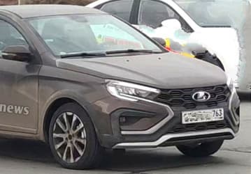 Совершенно новый Lada Vesta Cross замечен на дорогах: живые фото