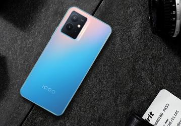 44-ваттная зарядка, платформа Qualcomm, но никакого 5G. К выходу готовится iQOO Z6 4G