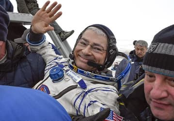 Американская компания задолжала Роскосмосу 2 миллиарда рублей за возвращение американского астронавта с МКС на Землю