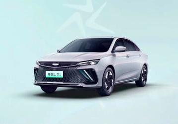 Представлен совершенно новый Geely Emgrand. Расход бензина 3,8 л на 100 км, 1300 км на одном баке и разгон до 100 км/ч всего за 6,9 с