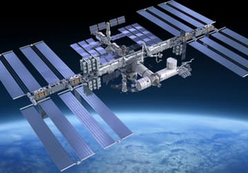 Россия не торопится с решением о судьбе Международной космической станции