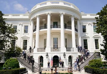 «Подорвать инновационную базу» России. США хотят переманить из России высококвалифицированных IT-специалистов, инженеров и ученых