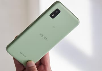 Представлен водонепроницаемый компактный смартфон Sharp Aquos Wish 2