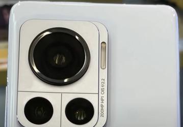 Первый в мире смартфон с 200-мегапиксельной камерой почти готов к выходу. Motorola представит свою новинку в июле