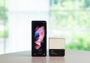 «К покупателям складных телефонов Samsung относятся, как к клиентам второго сорта». Samsung не лучшим образом организовала сервис замены защитной плёнки
