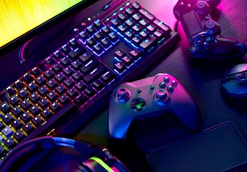 Сколько людей в России играют в игры? Более половины опрошенных в возрасте от 12 до 64 лет можно назвать геймерами