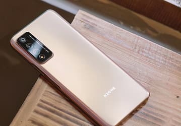 Смартфон за 250 долларов с 10-кратным оптическим зумом? В Китае, возможно, выйдет такой аппарат под брендом NZone