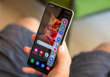 Samsung Galaxy Z Flip4 получит увеличенный дополнительный экран