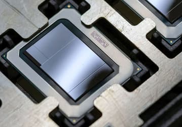 У Intel опять проблемы с новым техпроцессом? Компания оценивает возможность выпуска CPU Meteor Lake на мощностях TSMC 
