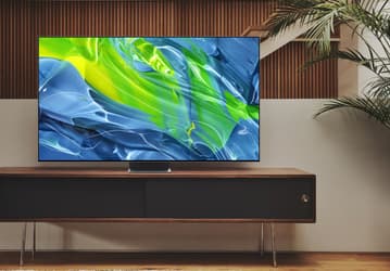 Samsung обманула: уникальный телевизор S95B QD-OLED оказался лучше, чем его описывает компания