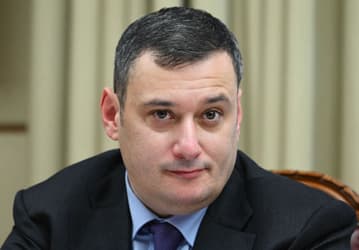В Госдуме заявили, что блокировка YouTube в России зависит от действий самого сервиса