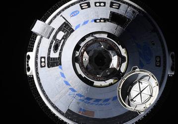 «Рози Рокетир» добралась до МКС. Космический корабль Boeing Starliner состыковался с Международной космической станцией, но  тут не обошлось без проблем