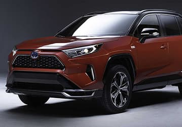 Кроссовер Toyota RAV4 стал самым продаваемым японским автомобилем в России