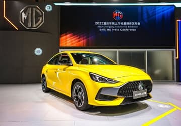 Lada Granta по-китайски. Представлен MG5 2022 со спортивной внешностью, двигателем мощностью 173 л.с., расходом от 5,6 л на 100 км и ценой от 10 150 долларов