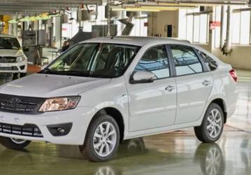 22% россиян считают, что в выпуске «антикризисных» авто без подушек безопасности и ABS нет ничего страшного. 39% опрошенных говорят о деградации российского автопрома