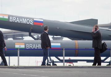 Первая гиперзвуковая ракета появится у Индии через 5-6 лет. Не без помощи России
