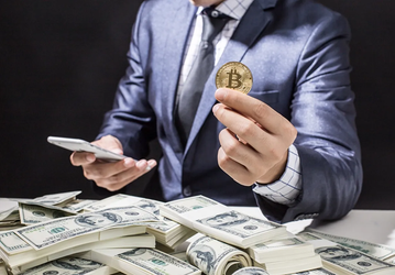 Биткойн летит в пропасть: курс обвалился до 22 700 долларов