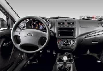 Так выглядит упрощённая Lada Granta. Качественные изображения автомобиля и салона