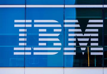 IBM прекратила работу в России