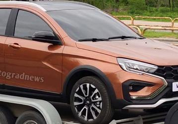 Опубликованы фото интерьера новейшей Lada Vesta NG SW Cross. Только серийную версию этого автомобиля мы увидим не скоро