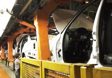 Сборка «голой» Lada Granta началась: «АвтоВАЗ» возобновил производство после длительного простоя