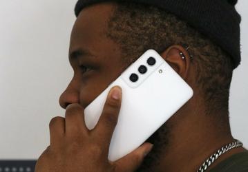 Samsung отказывается от фанатских доступных флагманов? Galaxy S22 FE может быть отменён