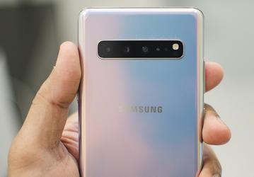 Как летит время: первый 5G-смартфон Samsung уже устарел. Galaxy S10 больше не будет получать ежемесячные обновления