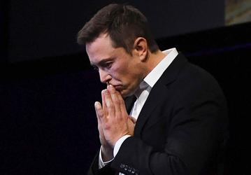 «У меня очень плохое предчувствие по поводу экономики», — Илон Маск анонсировал увольнение около 10 000 работников Tesla