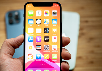 Lightning не сдаётся. В линейке iPhone 15 будет два разъёма, включая USB-C