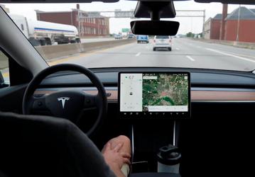 Угнать Tesla за 130 секунд — миссия выполнима. И вот как это выглядит в реальности