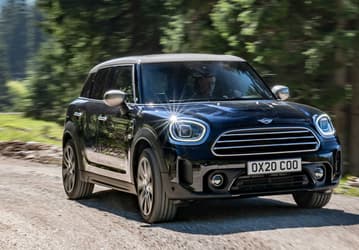Автомобили Mini в России подешевели на 600 – 700 тысяч рублей