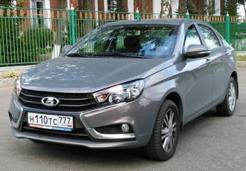 «Если машину сделать нормальной». Глава Минтранса готов пересесть на Lada