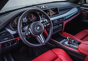 Владельцы автомобилей BMW могут начать взламывать ПО своих автомобилей из-за подогрева сидений