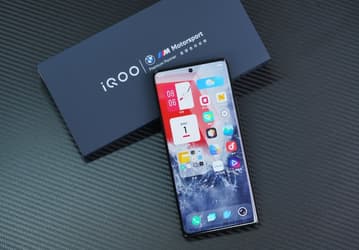 Snapdragon 8 Plus Gen 1, экран AMOLED 3K, 50-мегапиксельная камера с осевым стабилизатором и 4700 мА·ч. Представлен iQOO 10 Pro — первый в мире смартфон с 200-ваттной зарядкой