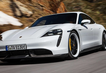 Как тебе такое, Илон Маск? Обновление ПО для всех проданных Porsche Taycan увеличивает запас хода электромобиля на 50 км и не только