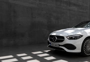 Mercedes-Benz намерена продать российский бизнес
