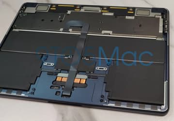 Первые фотографии разобранного MacBook Air на M2. Радиатор системы охлаждения стал крупнее