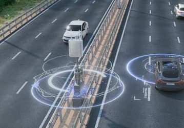 Подключённый к дороге автомобиль с отечественным оборудованием прошёл испытания